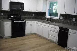 207 Palmer St, Shelby, NC 28150 - Photo 9