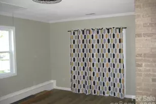 207 Palmer St, Shelby, NC 28150 - Photo 11