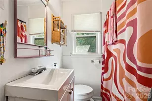 509 E Church St, Dallas, NC 28034 - Photo 19