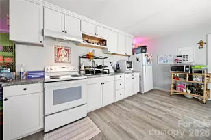509 E Church St, Dallas, NC 28034 - Photo 13