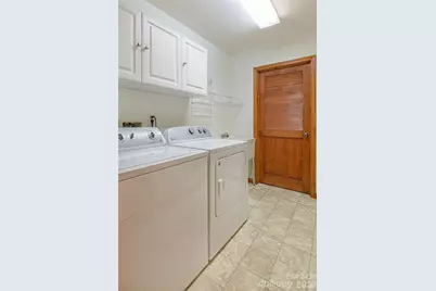 299 Carriage Summitt Way, Hendersonville, NC 28791 - Photo 37