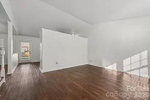 10502 Glory Meadow Ct, Charlotte, NC 28278 - Photo 5