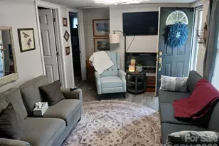115 S Davis St, Dallas, NC 28034 - Photo 9