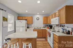 12732 Hennigan Pl Ln, Charlotte, NC 28214 - Photo 5