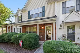 12732 Hennigan Pl Ln, Charlotte, NC 28214 - Photo 9