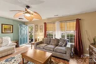12732 Hennigan Pl Ln, Charlotte, NC 28214 - Photo 11