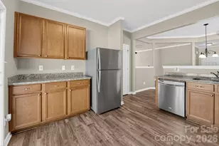 10019 Bristley Rd, Charlotte, NC 28227 - Photo 9