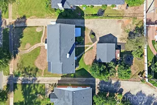 1307 S Kings Dr, Charlotte, NC 28207 - Photo 37