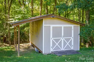 202 Hondah Rd, Brevard, NC 28712 - Photo 31