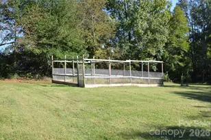 813 Powell Ave SW, Valdese, NC 28690 - Photo 17
