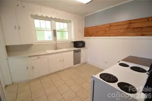 813 Powell Ave SW, Valdese, NC 28690 - Photo 5