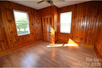 813 Powell Avenue SW, Valdese, NC 28690 - Photo 3