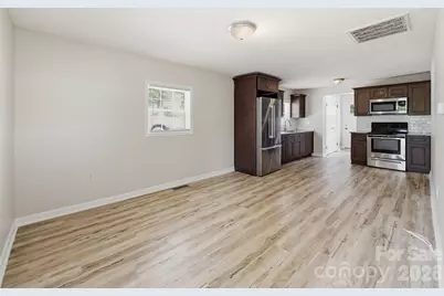413 Pleasant Avenue, Kannapolis, NC 28081 - Photo 3