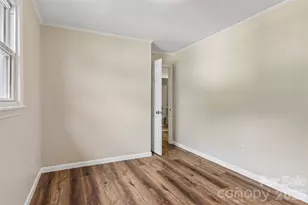 363 Killian St, Waynesville, NC 28786 - Photo 25