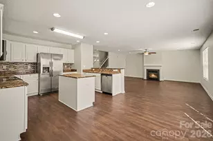 2410 Highland Park Dr, Charlotte, NC 28269 - Photo 3