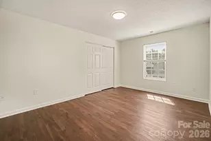 2410 Highland Park Dr, Charlotte, NC 28269 - Photo 23