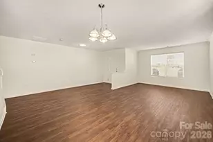 2410 Highland Park Dr, Charlotte, NC 28269 - Photo 7