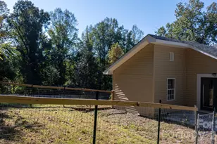 1240 Piedmont Dr, Lenoir, NC 28645 - Photo 23