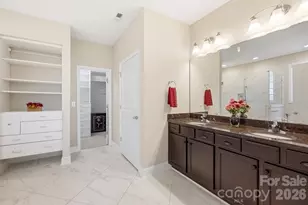 9106 Longvale Ln, Charlotte, NC 28214 - Photo 19