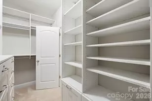 9106 Longvale Ln, Charlotte, NC 28214 - Photo 23