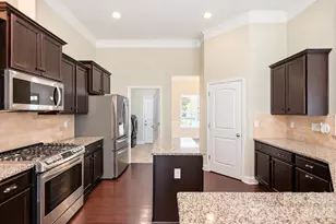 9106 Longvale Ln, Charlotte, NC 28214 - Photo 9