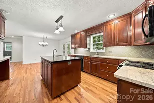 112 Jennings Ln, Taylorsville, NC 28681 - Photo 5