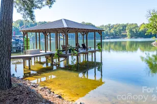 1285 Saunders Dr, Catawba, NC 28609 - Photo 5