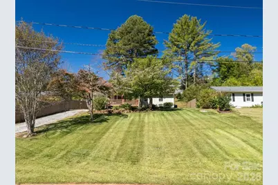 115 Rolling Hills Drive, Franklin, NC 28734 - Photo 35