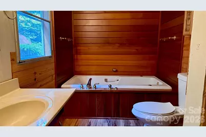 898 Rock Creek Road, Burnsville, NC 28714 - Photo 7