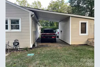 839 W Garrison Boulevard, Gastonia, NC 28052 - Photo 23