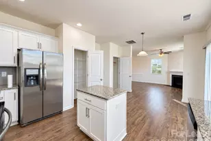 1130 Rock Haven Dr, Charlotte, NC 28216 - Photo 7