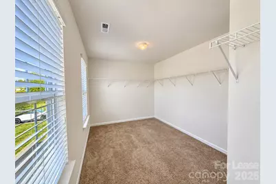 1130 Rock Haven Drive, Charlotte, NC 28216 - Photo 11