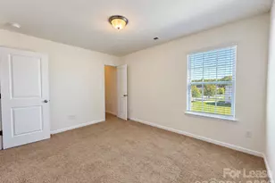 1130 Rock Haven Dr, Charlotte, NC 28216 - Photo 13
