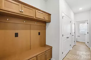 5847 Tuckaseegee Rd, Charlotte, NC 28208 - Photo 3