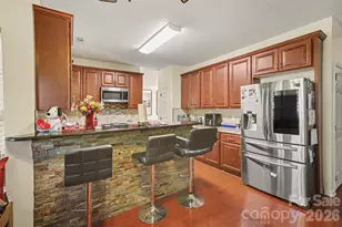 11410 Hunters Landing Dr, Charlotte, NC 28273 - Photo 17