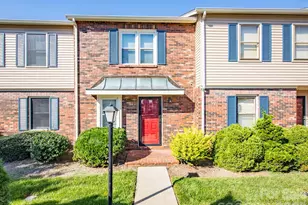 2705 N Center St, Hickory, NC 28601 - Photo 1
