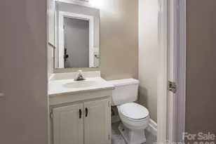 2705 N Center St, Hickory, NC 28601 - Photo 9