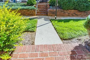 2705 N Center St, Hickory, NC 28601 - Photo 3