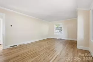 1411 Reid St, Statesville, NC 28677 - Photo 11