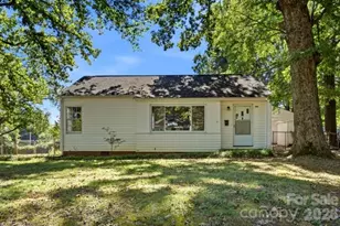 1411 Reid St, Statesville, NC 28677 - Photo 1