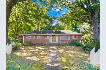 2124 Woodlawn Street, Kannapolis, NC 28083 - Photo 1