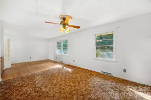 2124 Woodlawn St, Kannapolis, NC 28083 - Photo 9