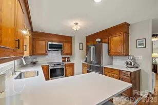 107 Powe St, Morganton, NC 28655 - Photo 23