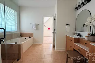 2910 Providence View Ln, Charlotte, NC 28270 - Photo 11