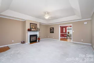 559 Queen Brogan Ct, Gastonia, NC 28054 - Photo 5