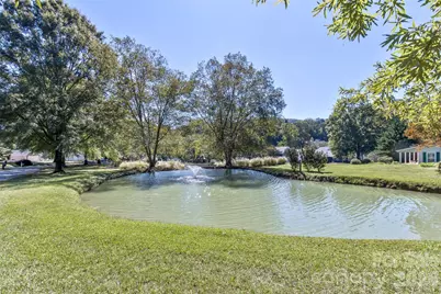 2911 Middleton Place #32, Hendersonville, NC 28791 - Photo 35