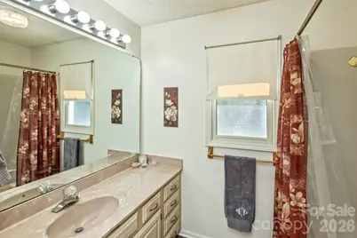 2911 Middleton Place #32, Hendersonville, NC 28791 - Photo 15