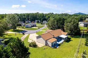 2065 Gary Ln, Hickory, NC 28602 - Photo 3