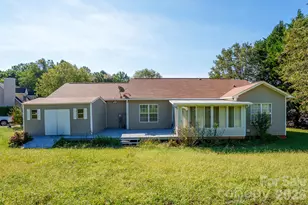 2065 Gary Ln, Hickory, NC 28602 - Photo 7