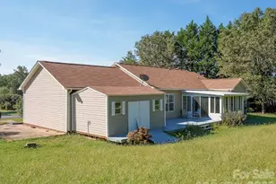 2065 Gary Ln, Hickory, NC 28602 - Photo 37